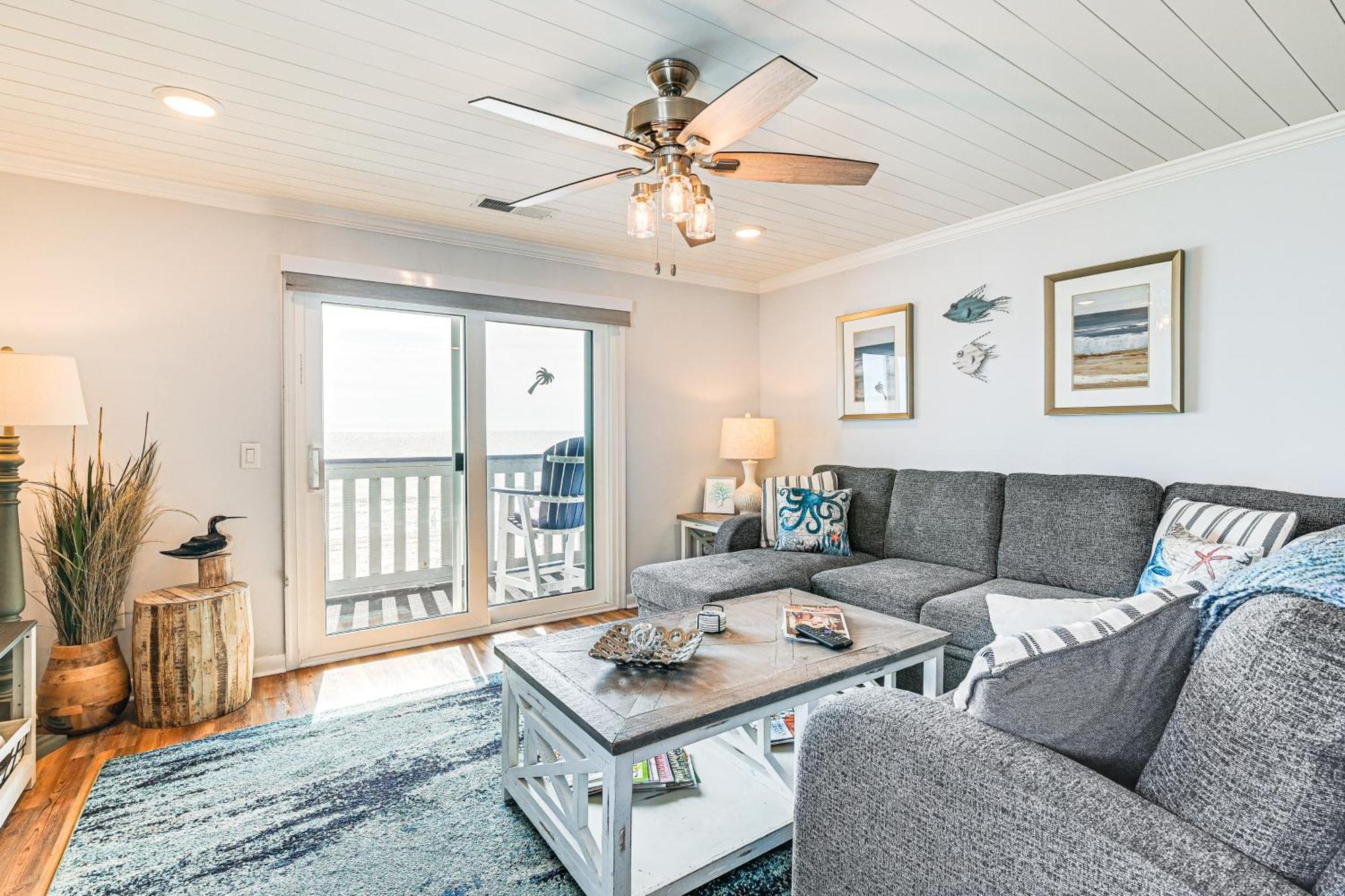On-The-Beach Escape Oceanfront In Surfside! Myrtle Beach Exterior photo